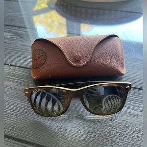 Ray Ban Wayfarer and Case